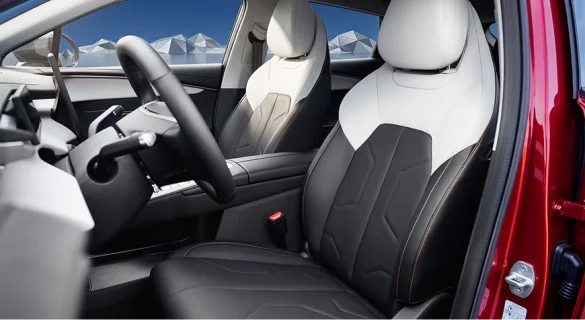 Новые передние сиденья