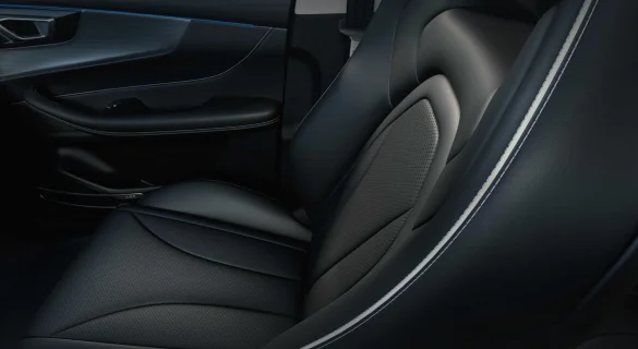 Передние сидения