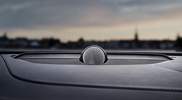 Bowers & Wilkins